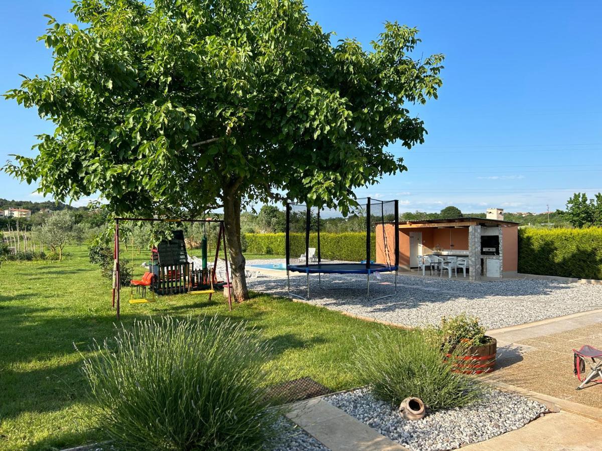 Вилла Dora House With Wifi And Outdoor Swimming Pool Пула Экстерьер фото